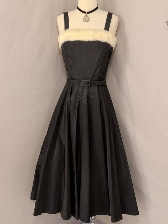 Vintage Dresses & Skirts - Vintage 50s Party Dress Fit & Flare Black Taffeta w/ Cream Fur Trim Fit XS 0